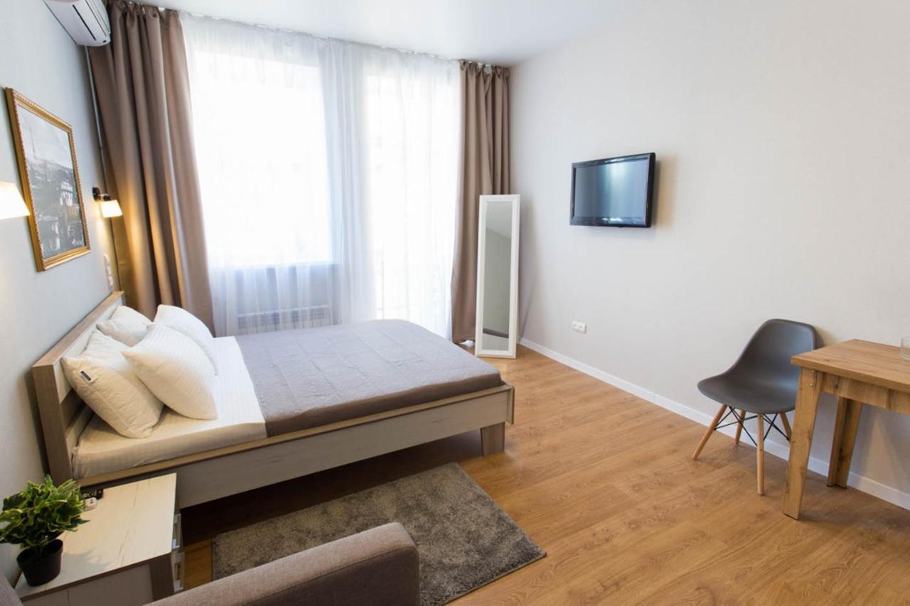 Cozy Apartment Beside Metro Yaroslava Mudroho, Universytet - Chernyshevska Str 95-6 Charkiv Exteriör bild